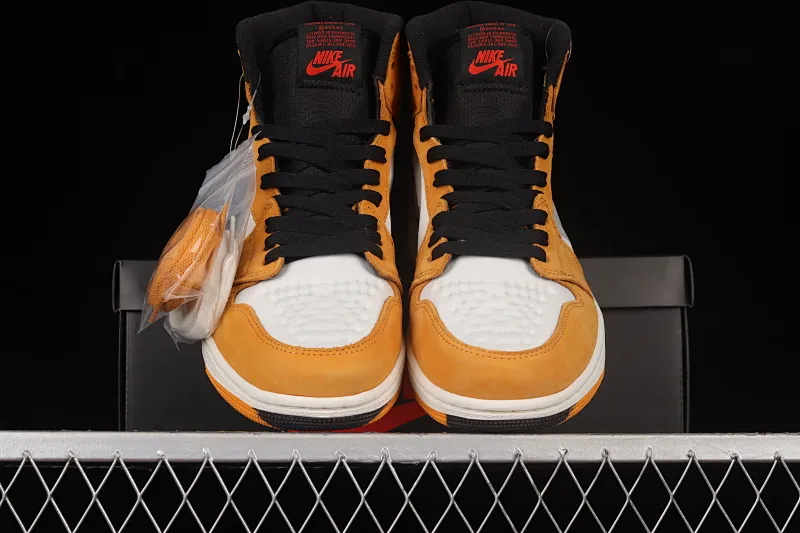 All categories Air Jordan Jordan series basketball shoes Air Jordan 1 High Air Jordan 1 High Retro AJ1 Joe 1 black and white 3M reflective high-top basketball shoes DB2889-700